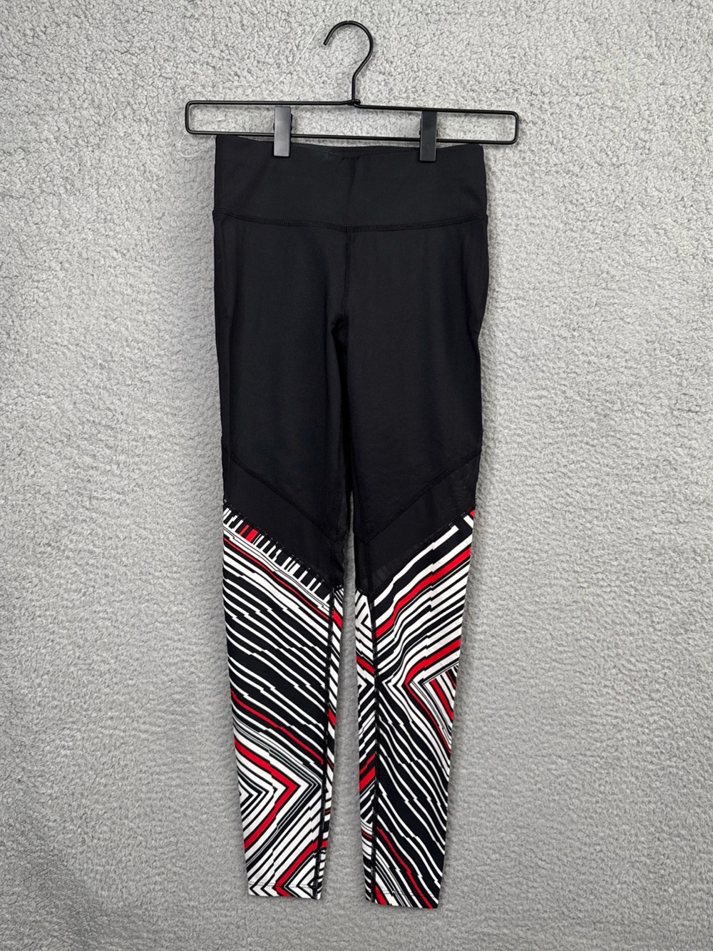 Ivanka Trump Leggings Black/White/Red Active Gym Yoga Ankle Women Sz XS Preowned